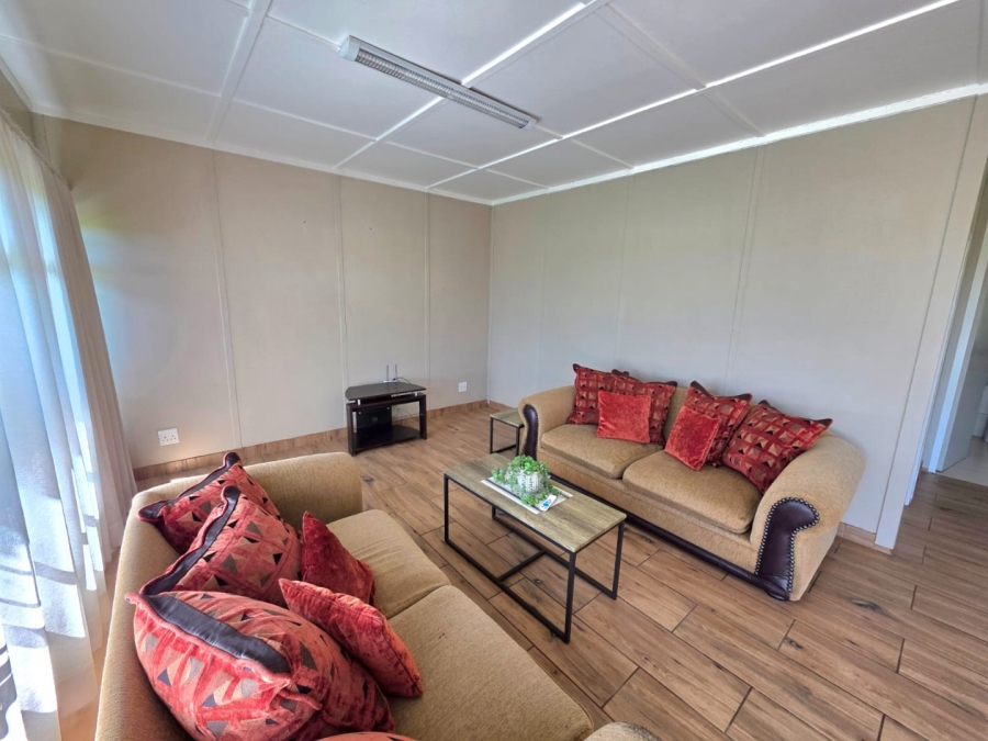 1 Bedroom Property for Sale in Bethlehem Rural Free State